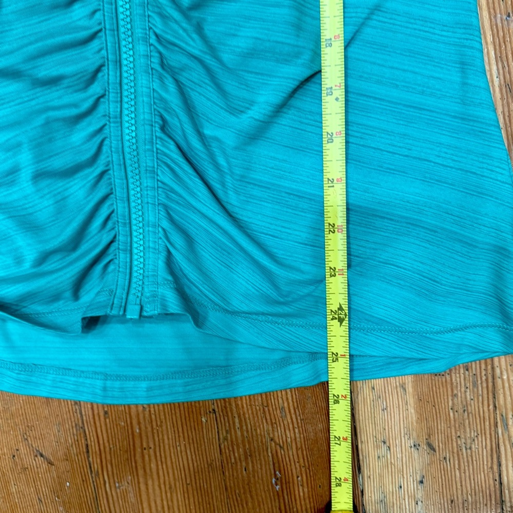 Athleta Pacifica Green Activewear Top - Picture 5 of 7